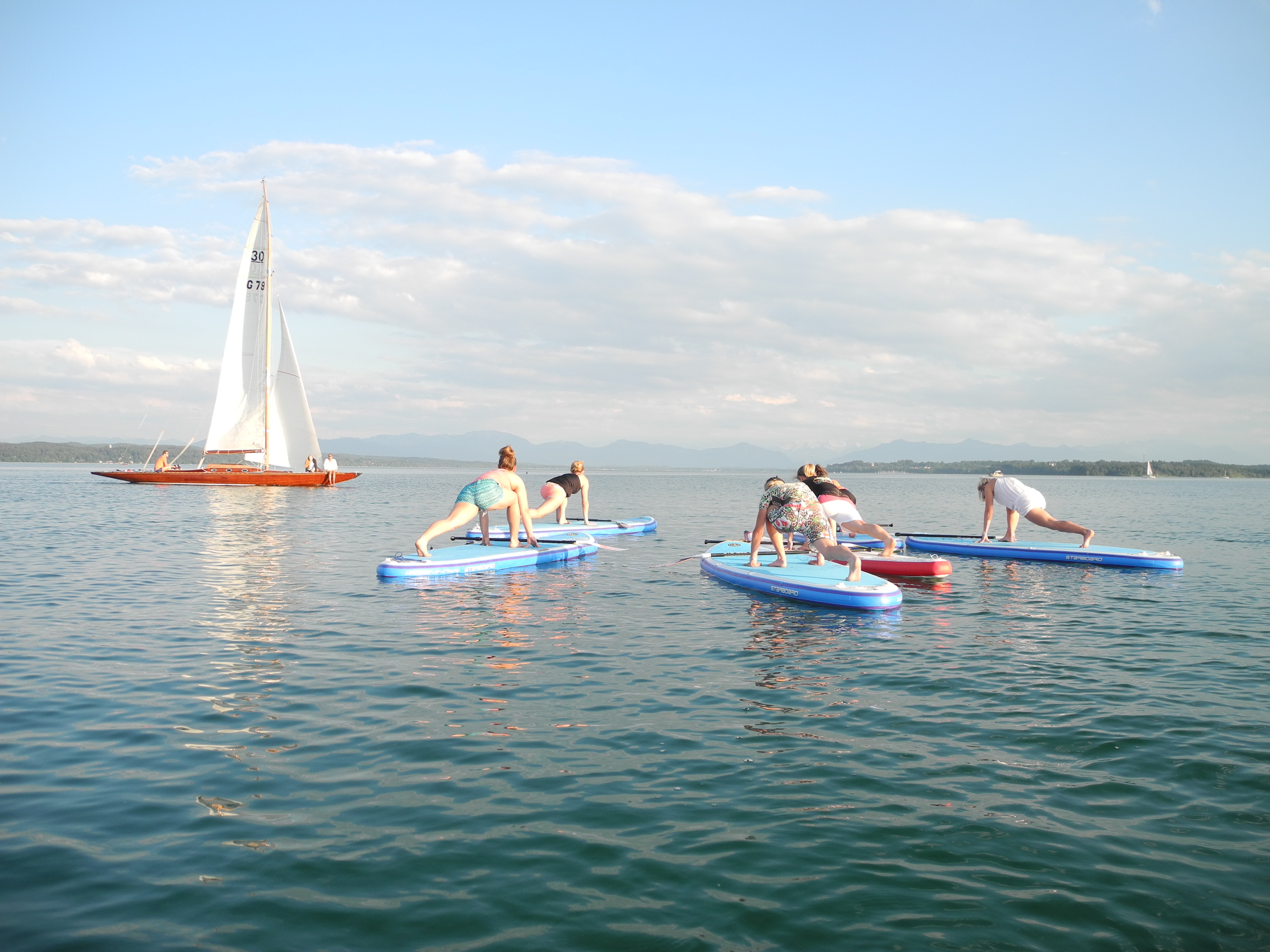 Stand Up Paddling in Bayern Starnberger See